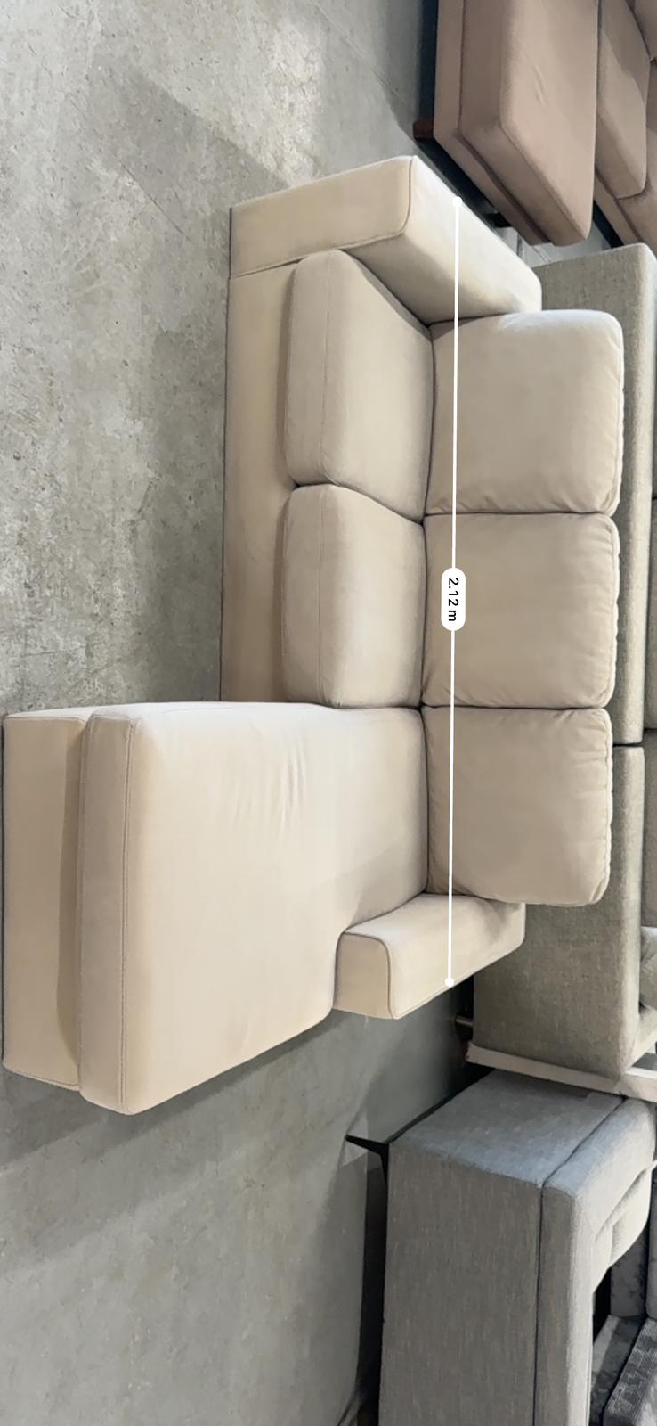 ⭐️ Beige reversible chaise L-shape Sofa | Pre-owned – Steam cleaned | SYDNEY WIDE DELIVERY