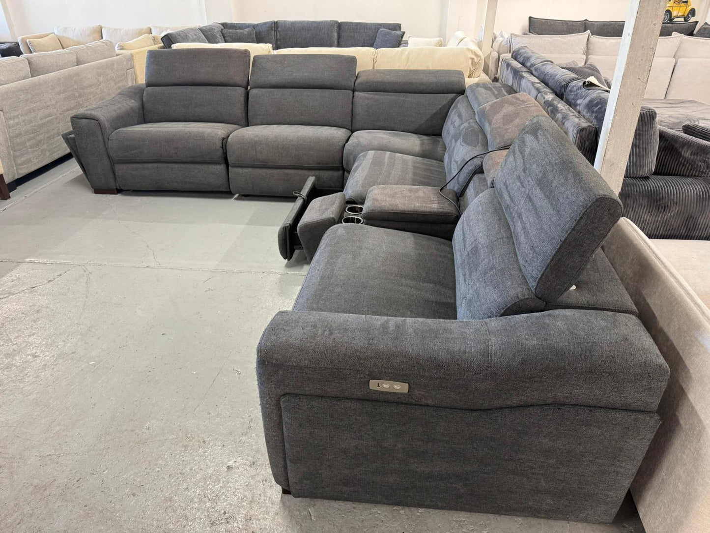 ⭐️ Harvey Norman Corner Sofa | Pre-owned – Steam cleaned | SYDNEY WIDE DELIVERY