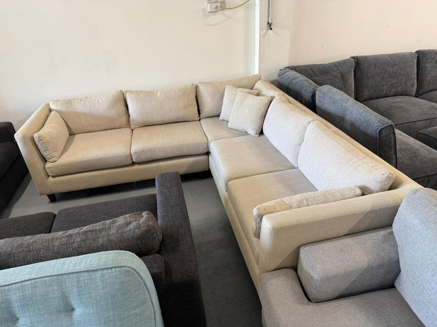 ⭐️ Coco republic corner lounge  | Pre-owned – Steam cleaned | SYDNEY WIDE DELIVERY