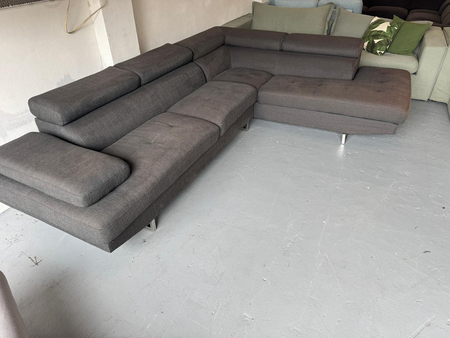 ⭐️ Harvey Norman Corner Sofa | Pre-owned – Steam cleaned | SYDNEY WIDE DELIVERY