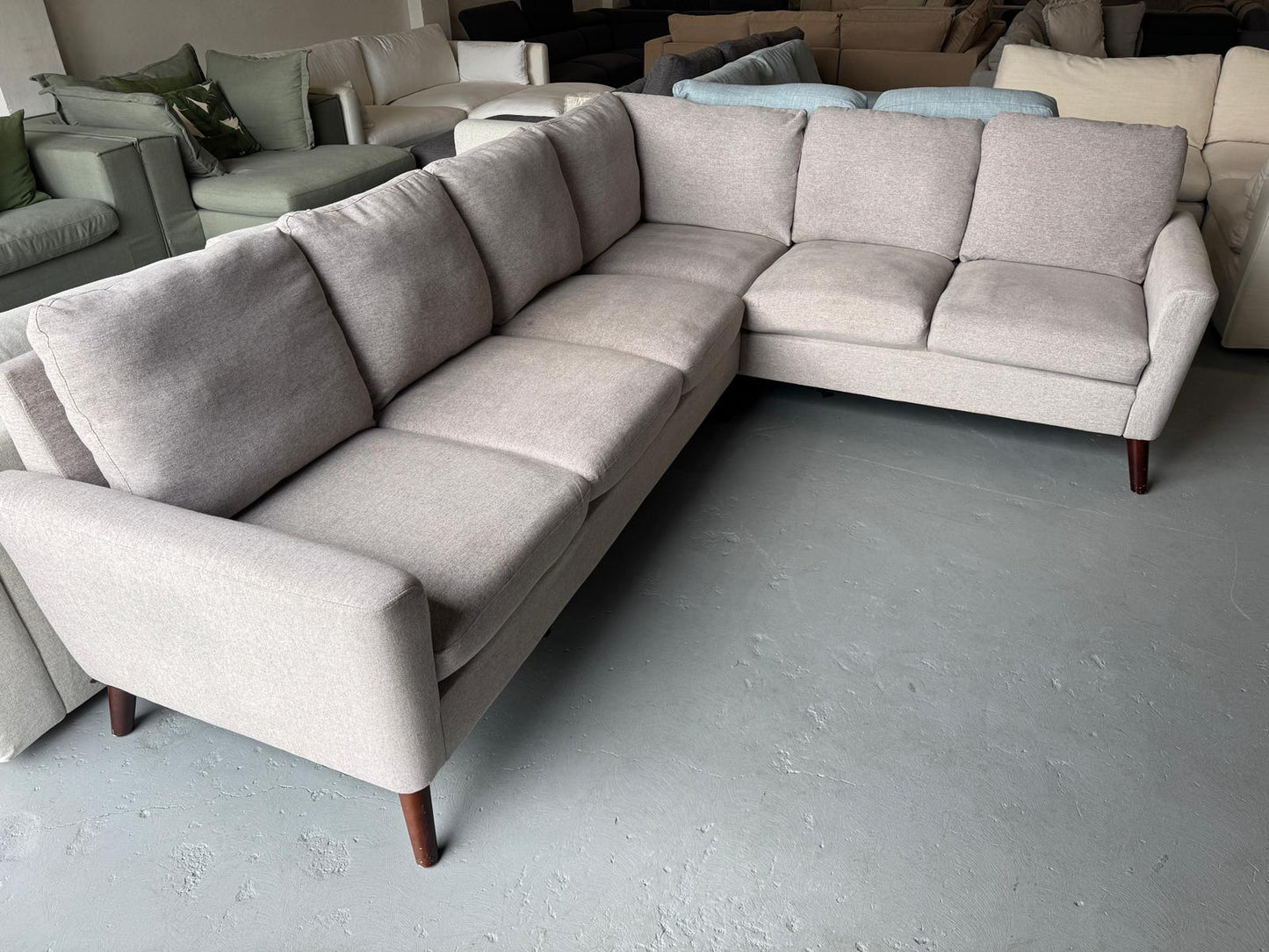 ⭐️ Corner grey Sofa | Pre-owned – Steam cleaned | SYDNEY WIDE DELIVERY