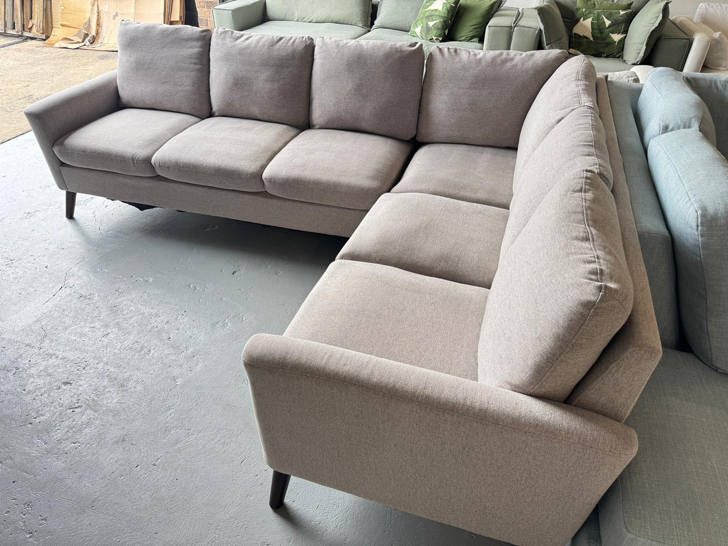 ⭐️ Corner grey Sofa | Pre-owned – Steam cleaned | SYDNEY WIDE DELIVERY