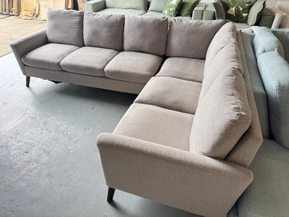 ⭐️ Corner grey Sofa | Pre-owned – Steam cleaned | SYDNEY WIDE DELIVERY