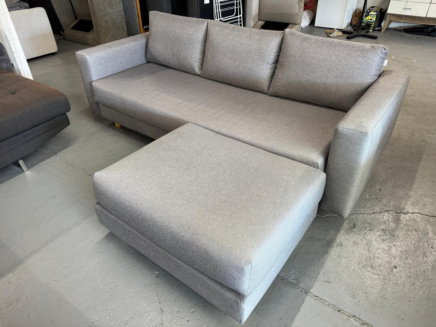 ⭐️ Koala sofa with ottoman| Pre-owned – Steam cleaned | SYDNEY WIDE DELIVERY