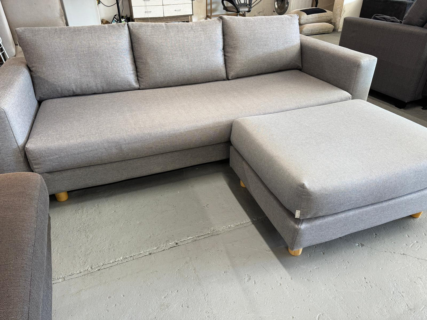 ⭐️ Koala sofa with ottoman| Pre-owned – Steam cleaned | SYDNEY WIDE DELIVERY