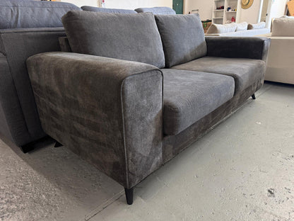 ⭐️Harvey norman 2.5 seater sofa| Pre-owned – Steam cleaned | SYDNEY WIDE DELIVERY