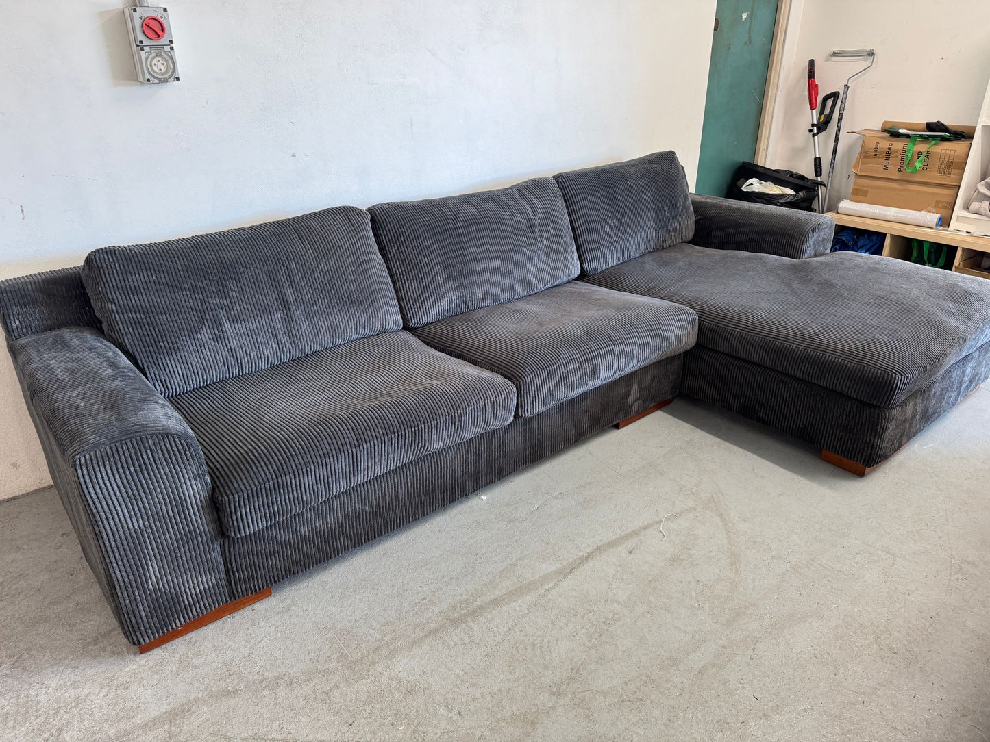 ⭐️Plush L-shape sofa | Pre-owned – Steam cleaned | SYDNEY WIDE DELIVERY