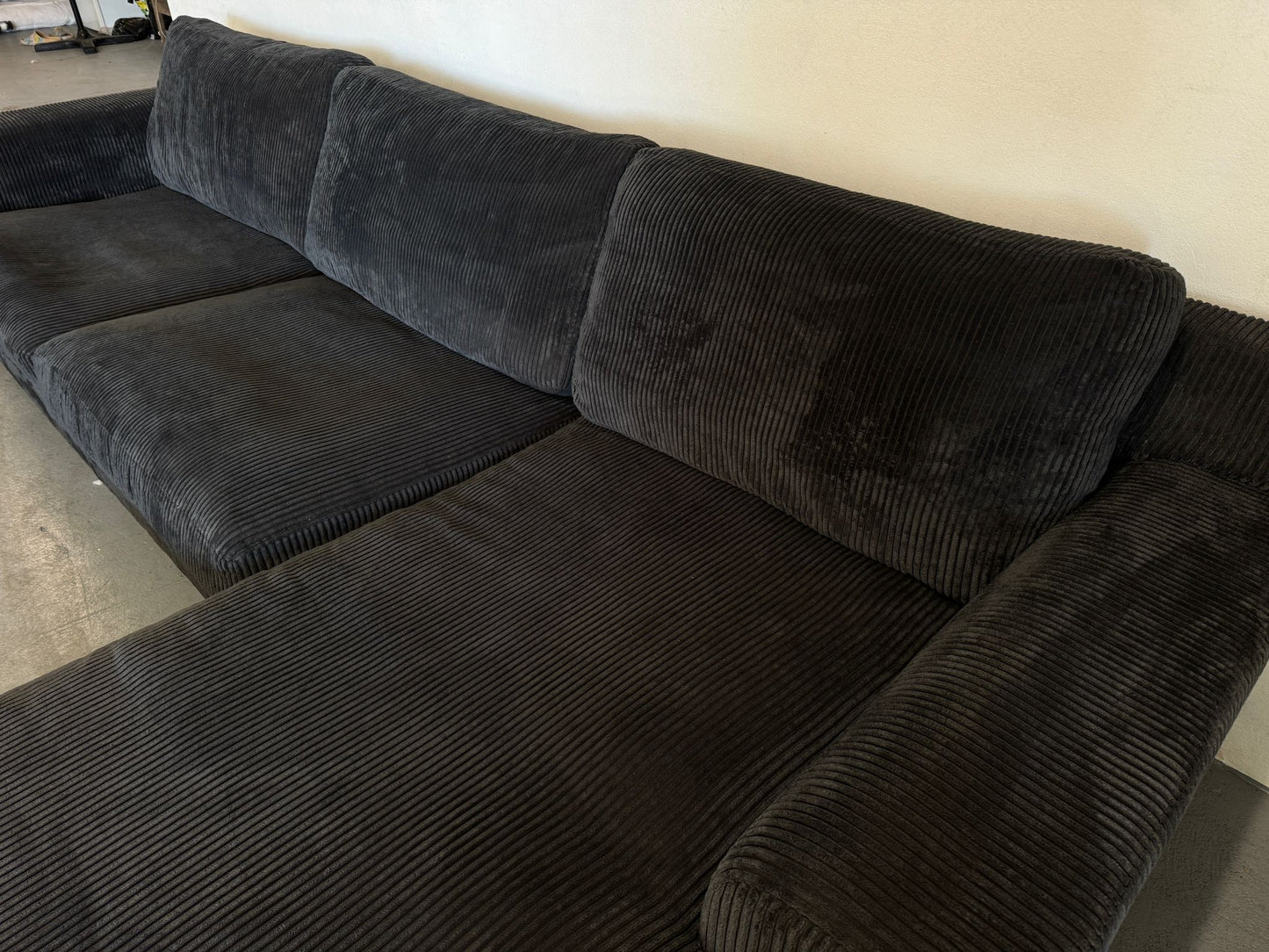 ⭐️Plush L-shape sofa | Pre-owned – Steam cleaned | SYDNEY WIDE DELIVERY