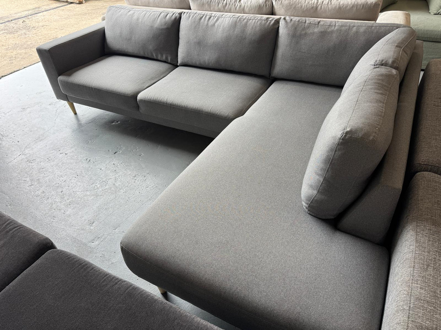 ⭐️Lounge lovers L-shape sofa| Pre-owned – Steam cleaned | SYDNEY WIDE DELIVERY