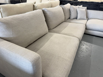 ⭐️Freedom Long Island | Pre-owned – Steam cleaned | SYDNEY WIDE DELIVERY