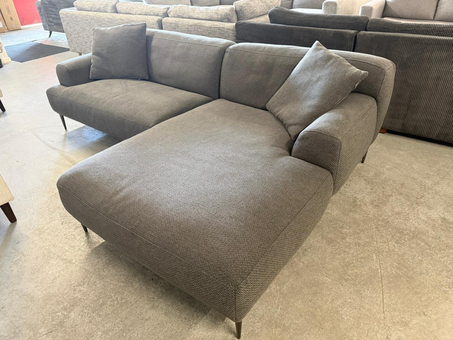 ⭐️Brosa charcoal L shape sofa | Pre-owned – Steam cleaned | SYDNEY WIDE DELIVERY