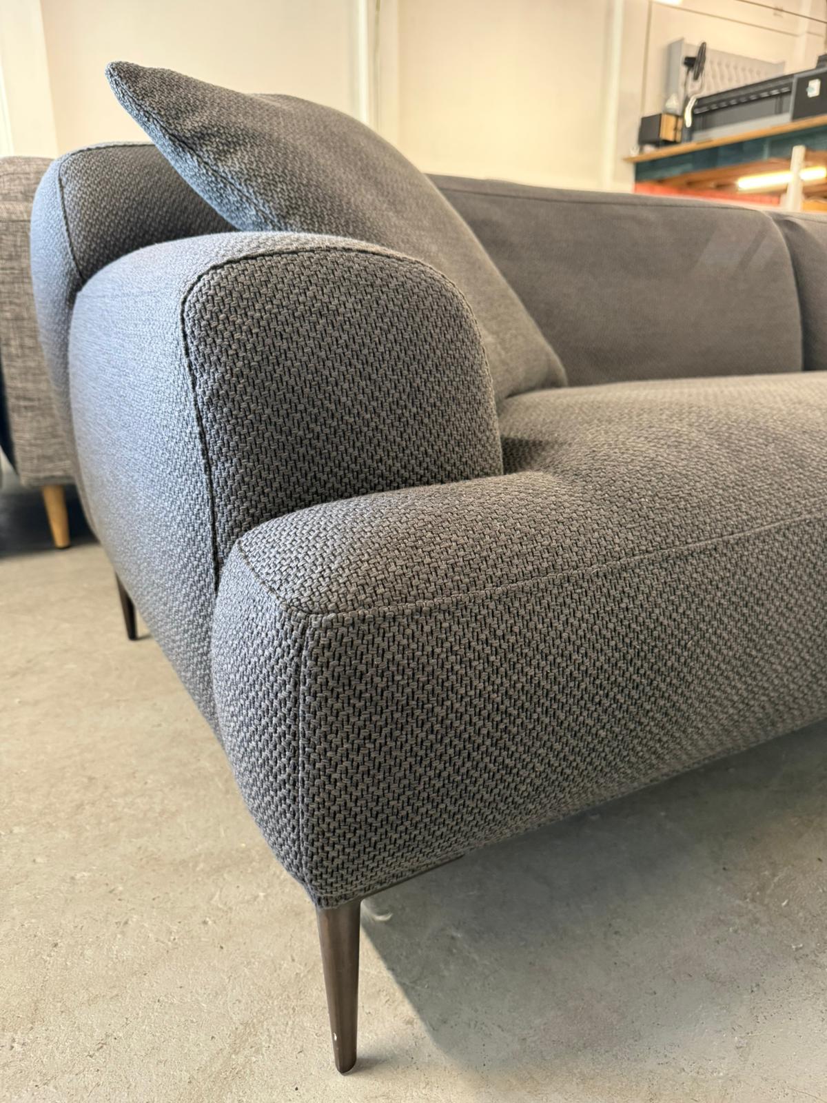 ⭐️Brosa charcoal L shape sofa | Pre-owned – Steam cleaned | SYDNEY WIDE DELIVERY