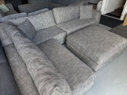 ⭐️ Freedom L-shape with ottoman | Pre-owned – Steam cleaned | SYDNEY WIDE DELIVERY