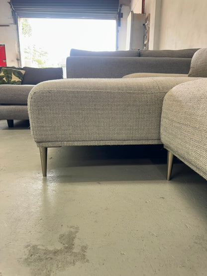 ⭐️Australian made with adjustable depth | Pre-owned – Steam cleaned | SYDNEY WIDE DELIVERY