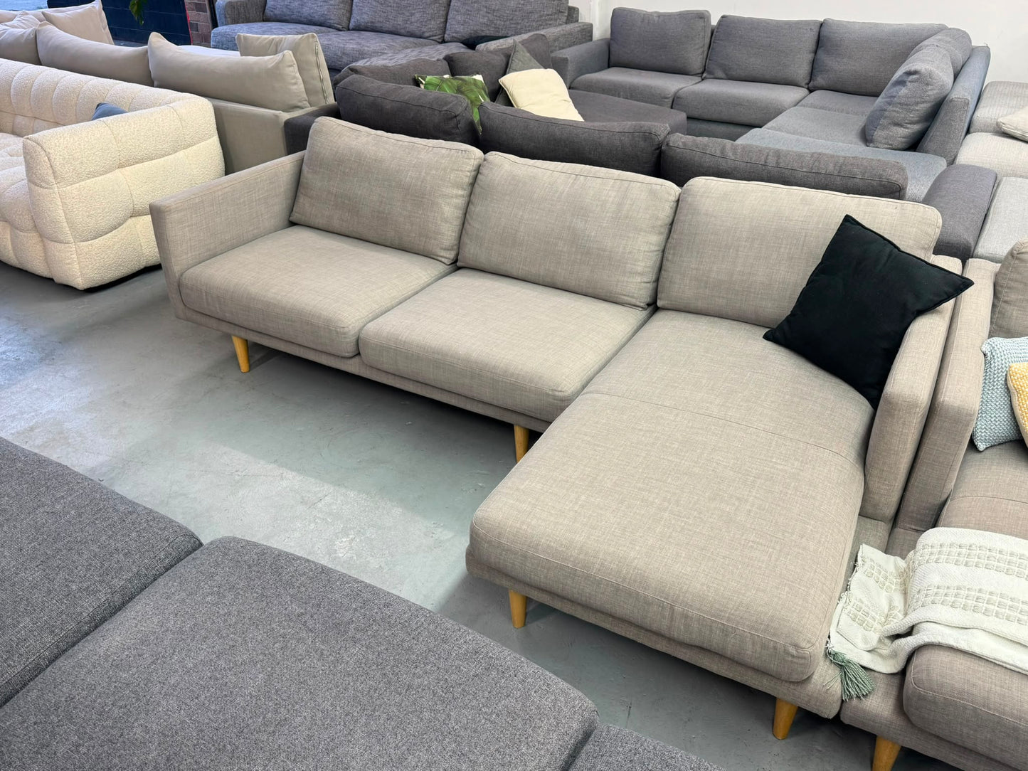 ⭐️Freedom L-shape sofa| Pre-owned – Steam cleaned | SYDNEY WIDE DELIVERY