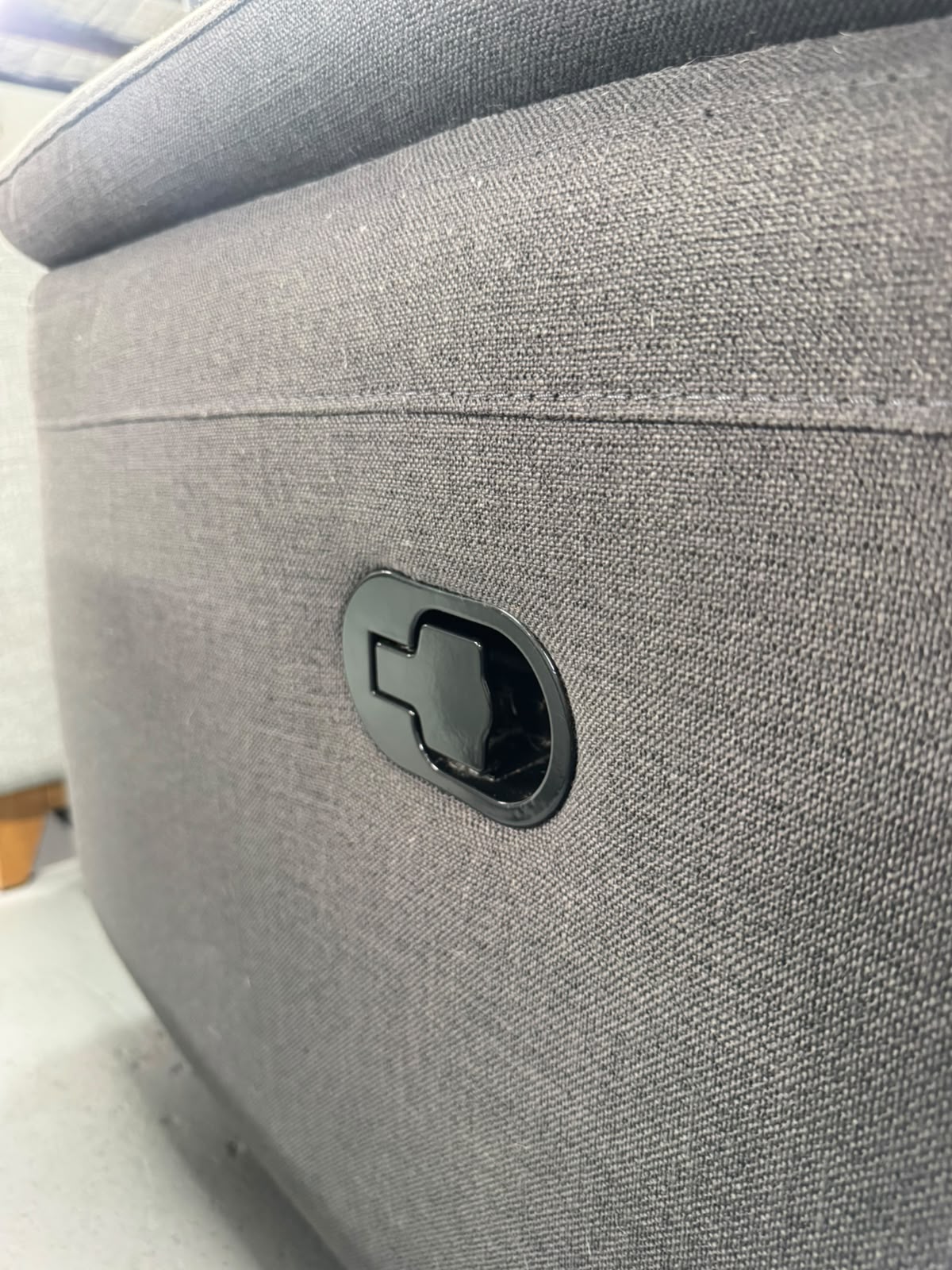 Nick Scali L shape with manual recliner | Pre-owned – Steam cleaned | SYDNEY WIDE DELIVERY