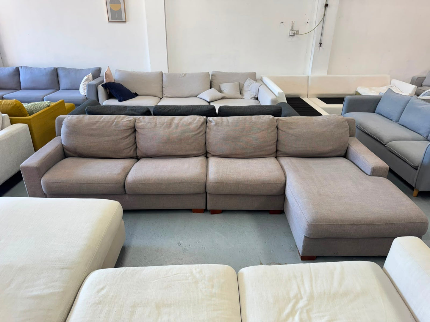 Plush Beige L-Shape Sofa – 4 Wide Seats | Pre-Owned | Steam Cleaned | Sydney-Wide Delivery