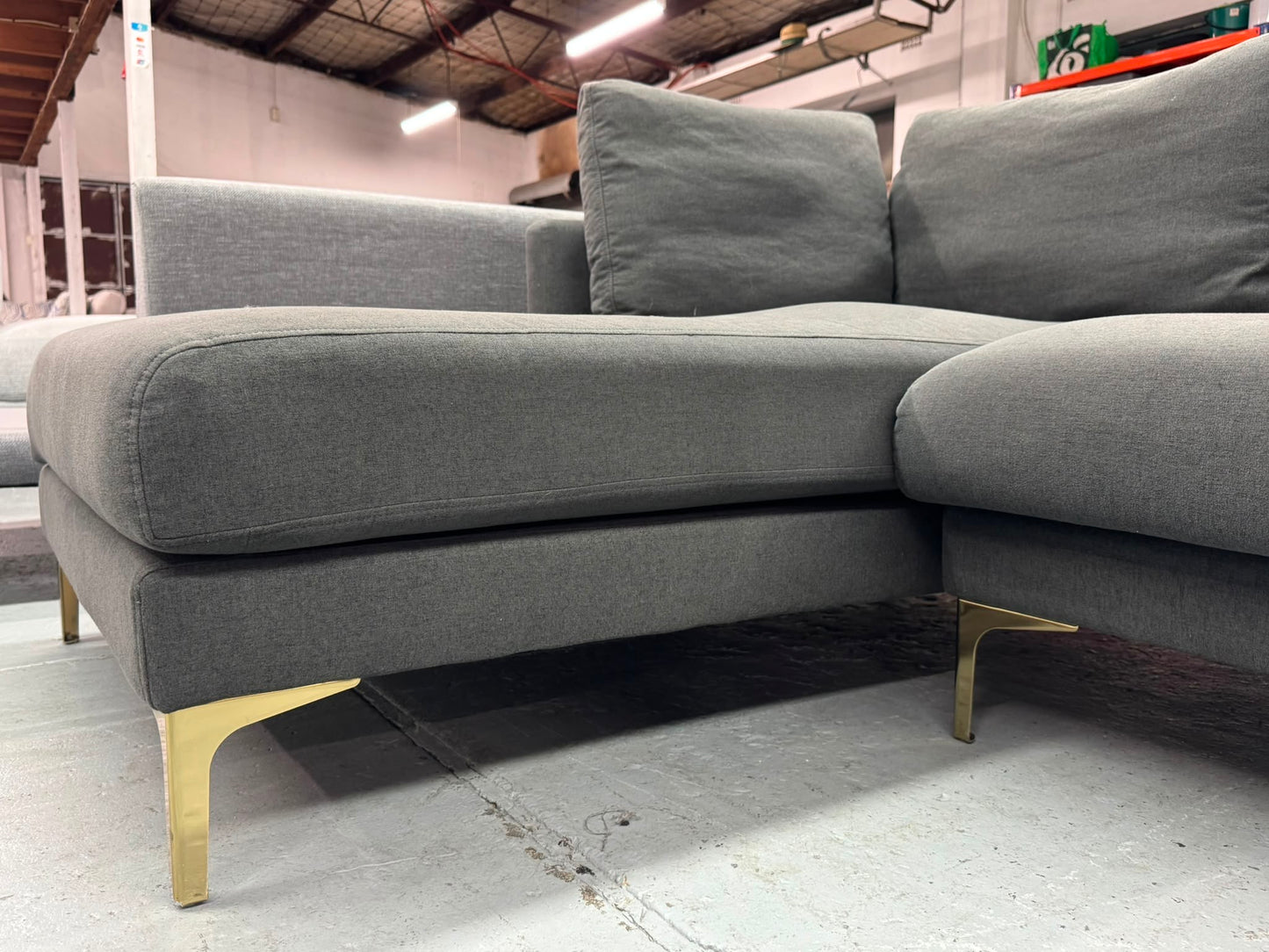 Castelery Grey L-Shape Sofa | Pre-Owned | Steam Cleaned | Sydney Wide Delivery