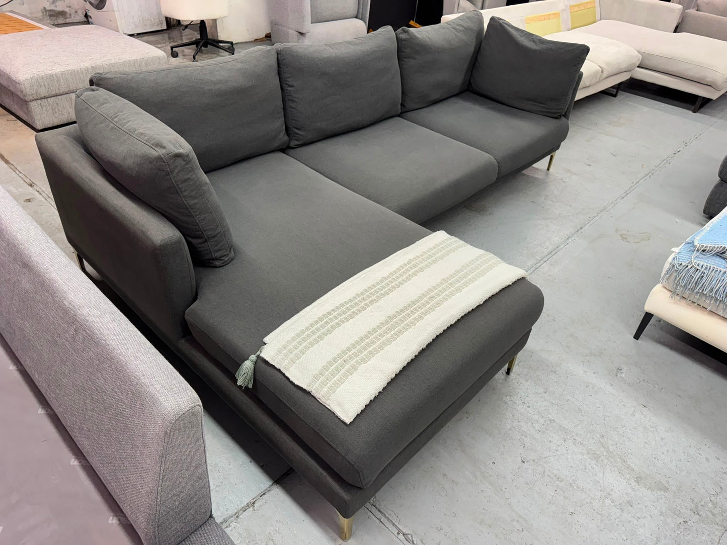 Castelery Grey L-Shape Sofa | Pre-Owned | Steam Cleaned | Sydney Wide Delivery